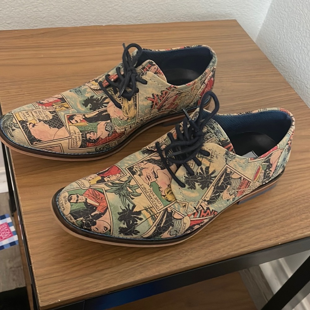 Steve Madden comic shoes limited edition
